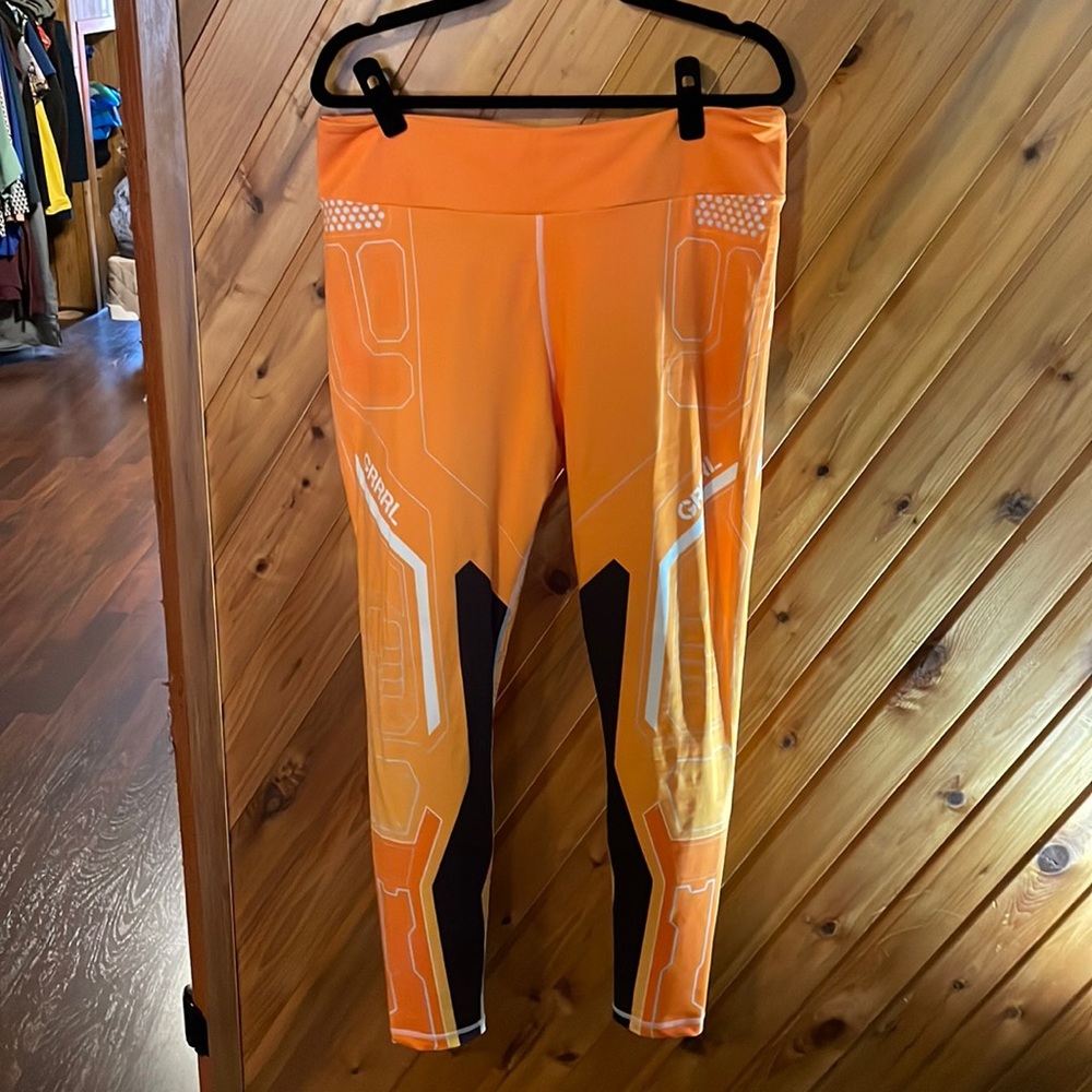 GRRRL LEGGINGS